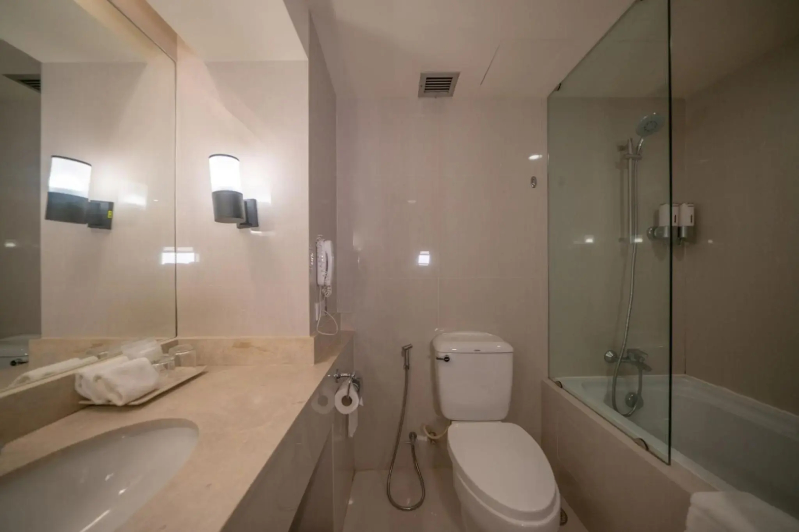 Foto - Sinsuvarn Airport Suite Hotel