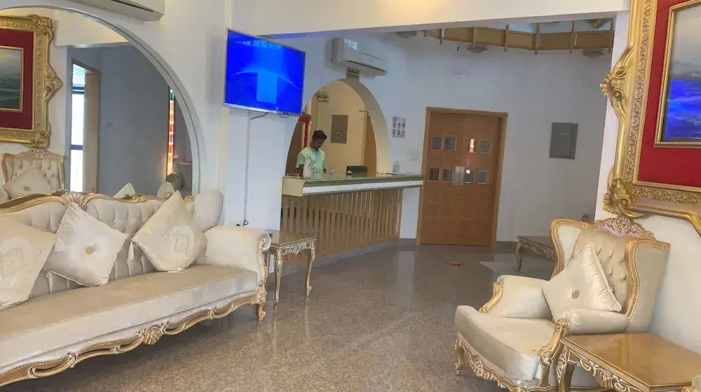 Photo - Qurum Heights Hotel