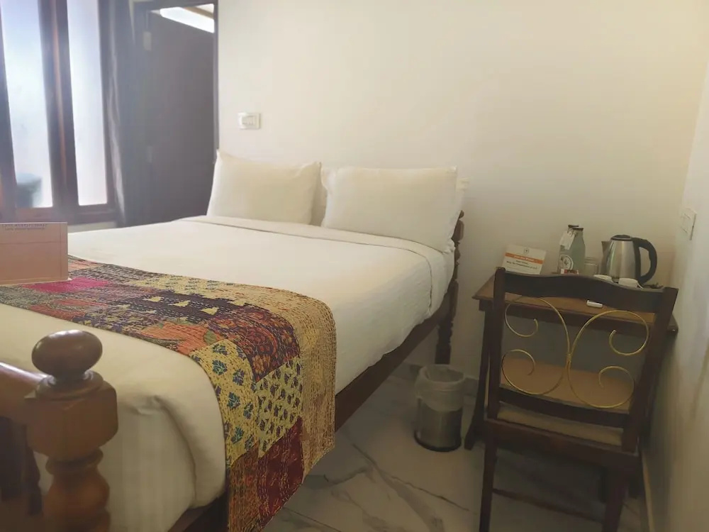 Bel Abri Colonial Living