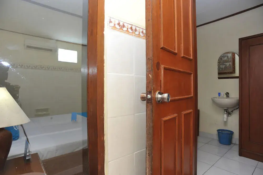 Photo - RedDoorz Plus at Mahajaya Hotel Denpasar