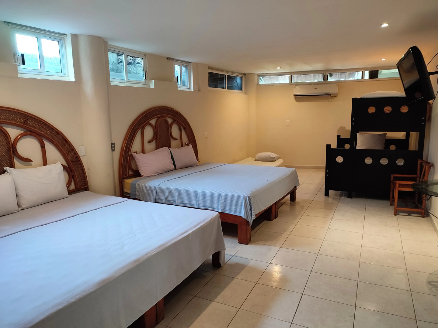 Photo - Ashly Boulevard