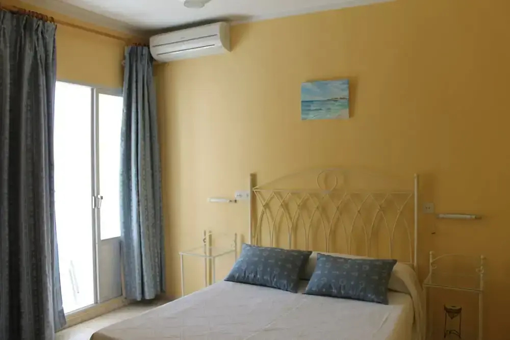 Photo - Hostal Miramar