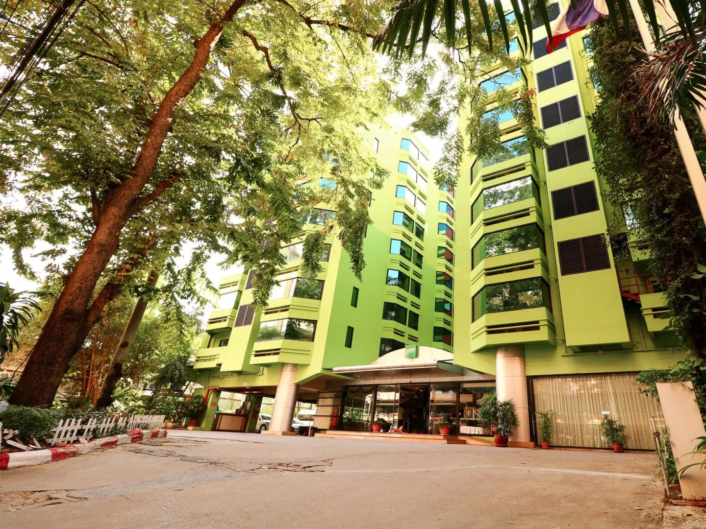 Foto - The Seasons Bangkok Huamark