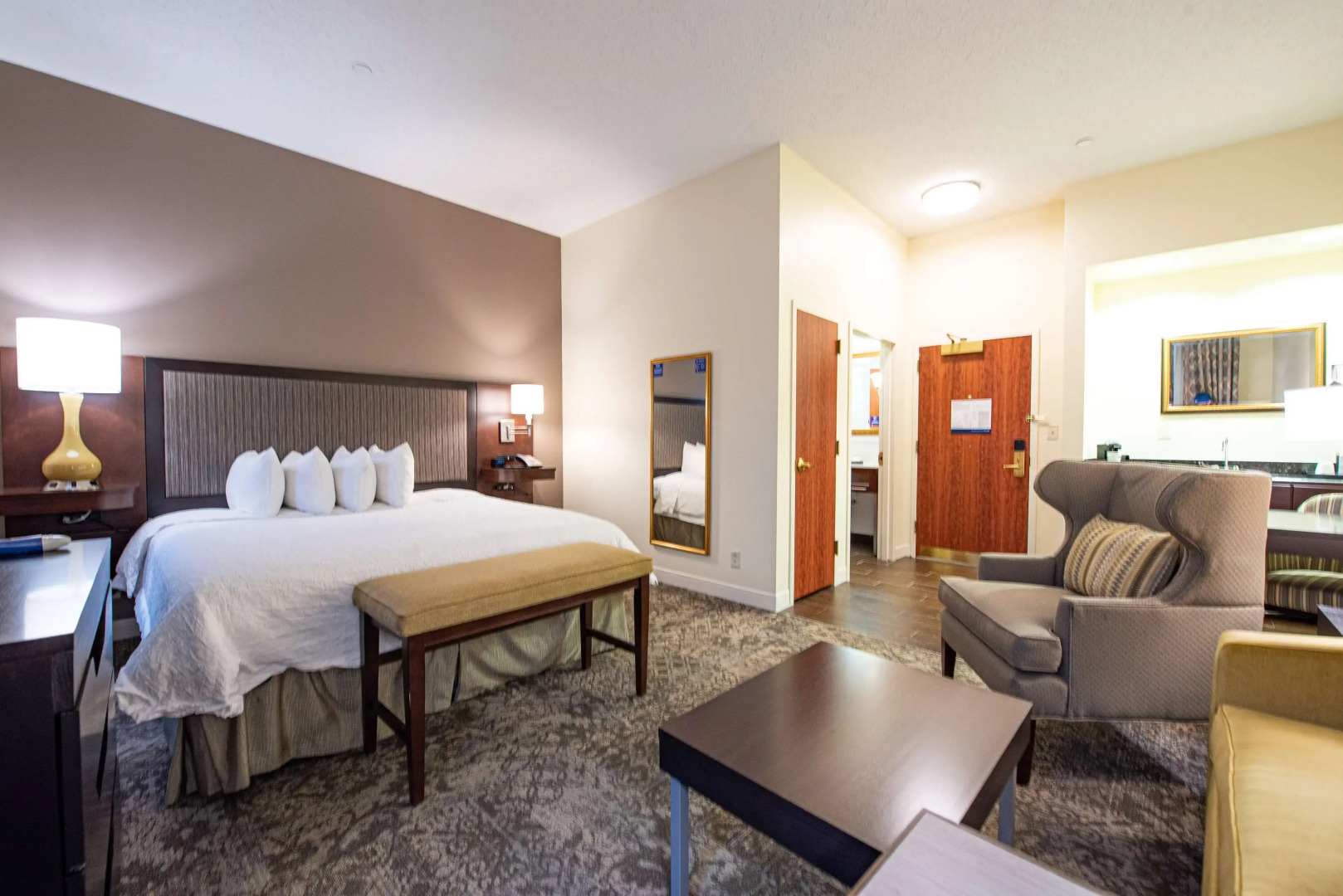 Photo - Hampton Inn & Suites By Hilton - Rockville Centre