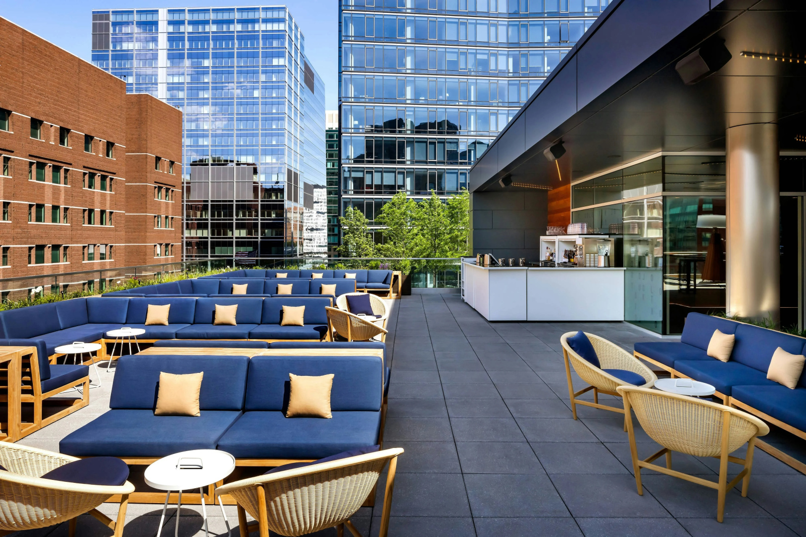 Photo - The Envoy Hotel, Autograph Collection