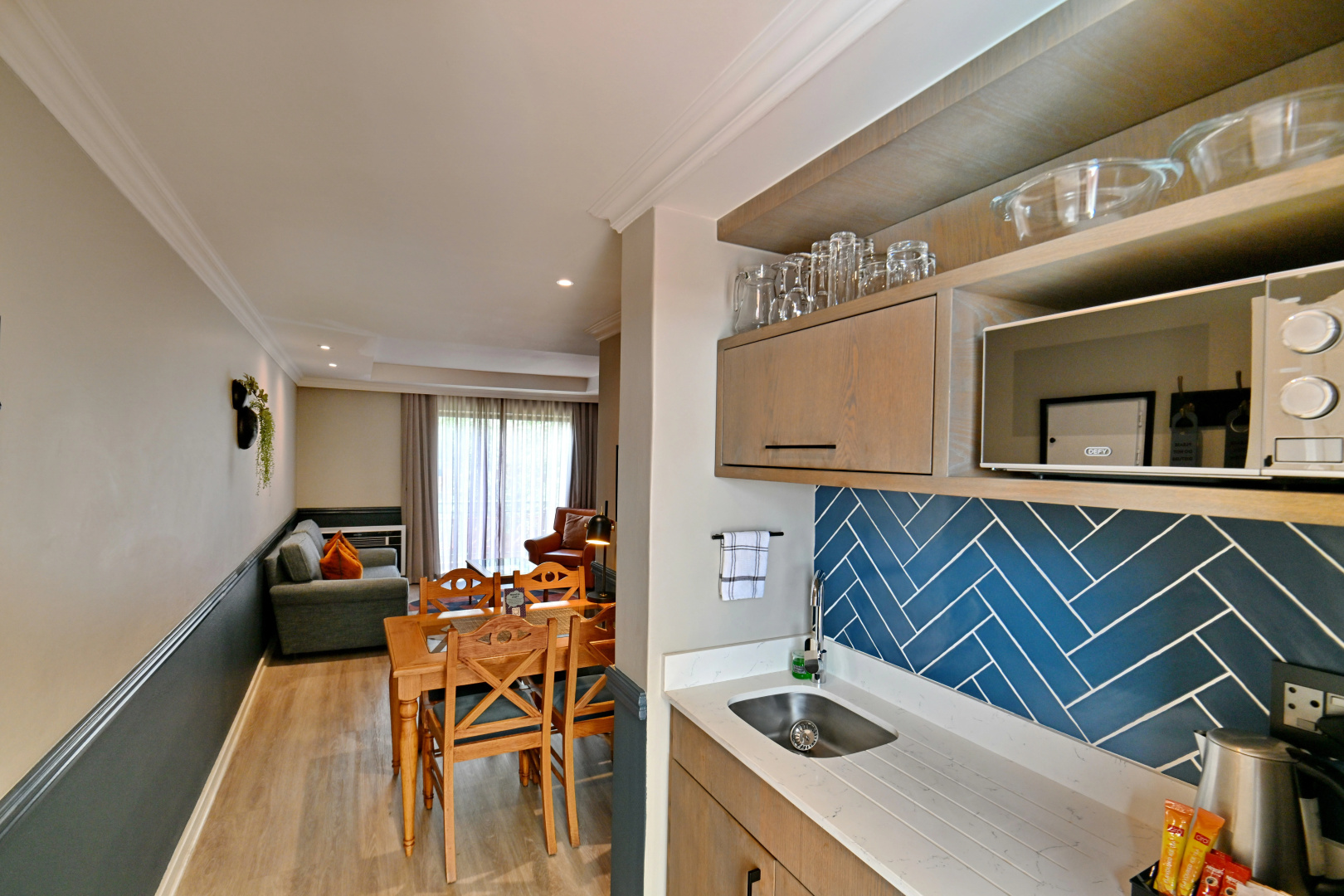Photo - Courtyard Hotel Rosebank