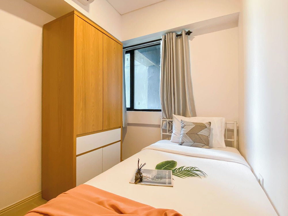 Comfy Stay 2Br At Meikarta Apartment