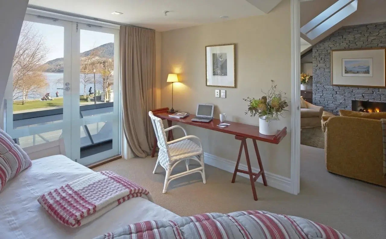 Photo - Eichardt's Private Hotel