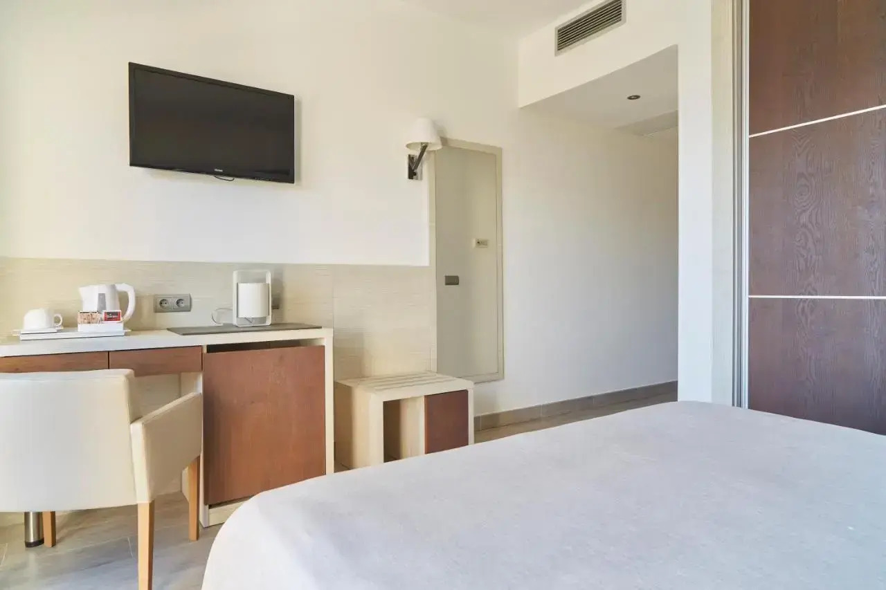 Photo - Invisa Hotel Club Cala Verde