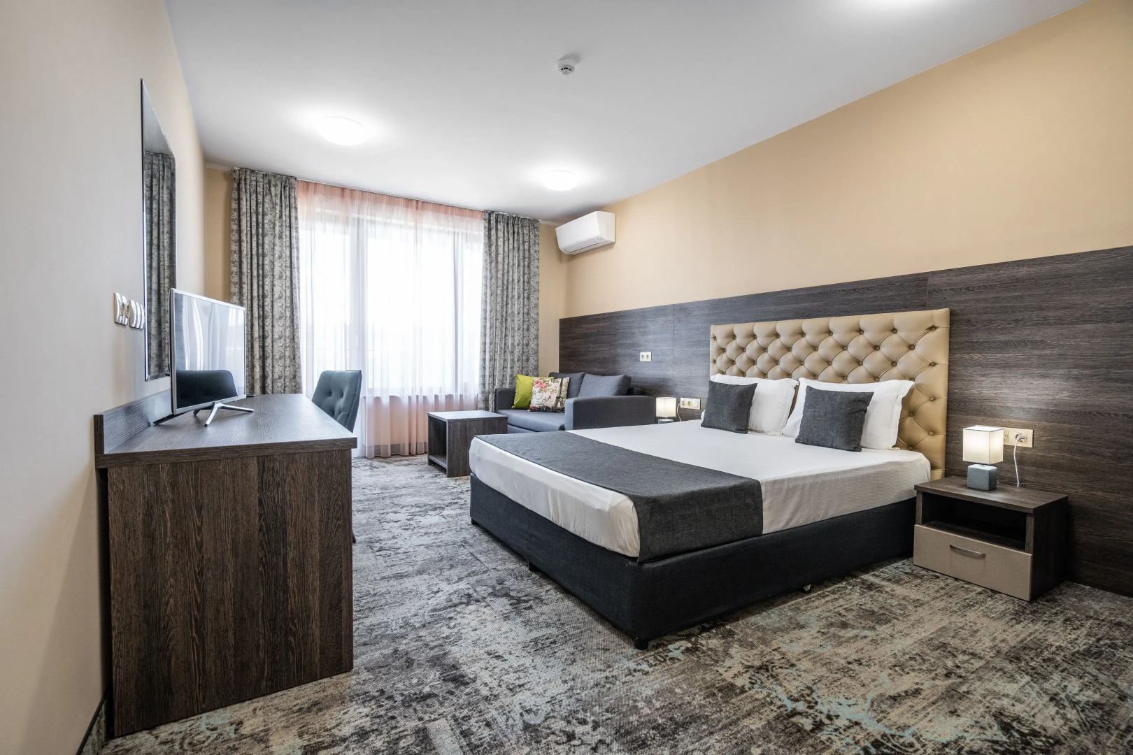 Foto - Plaza Hotel Plovdiv - Free Parking
