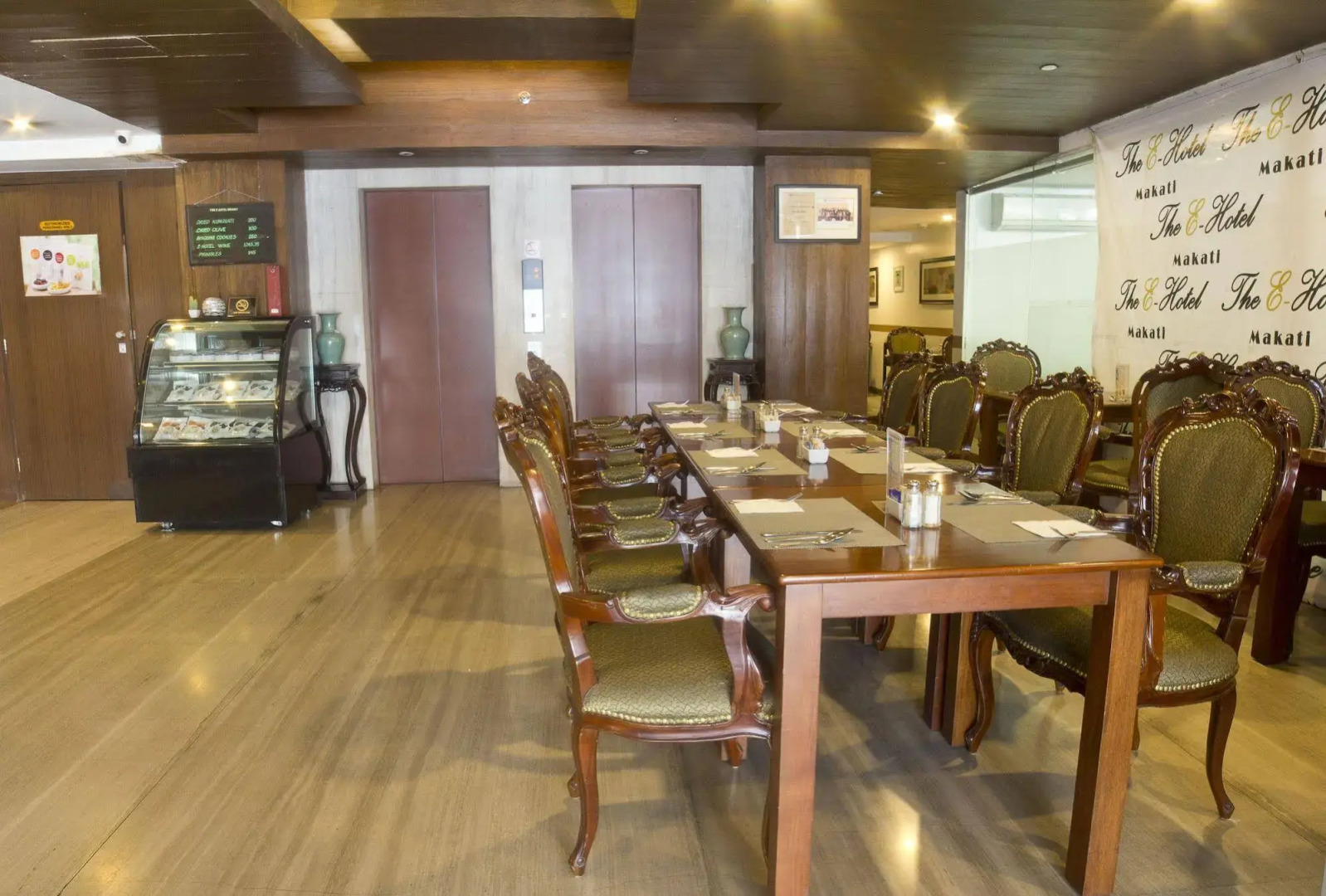 Photo - The E-Hotel Makati