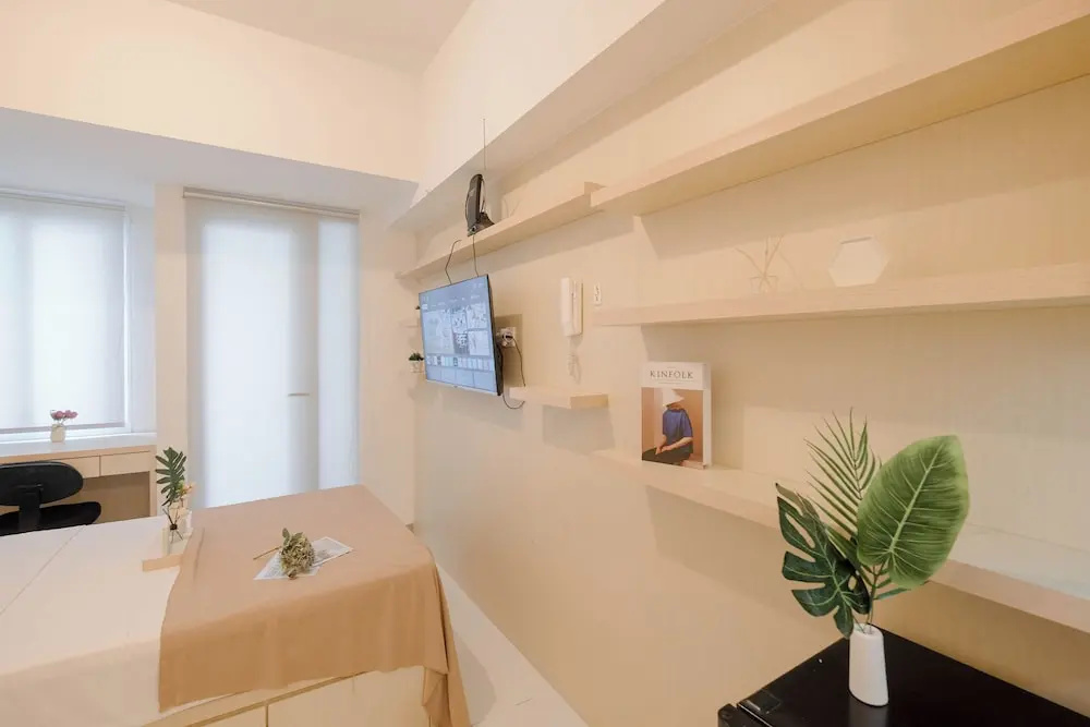 Tranquil Studio Tokyo Riverside PIK 2 Apartment