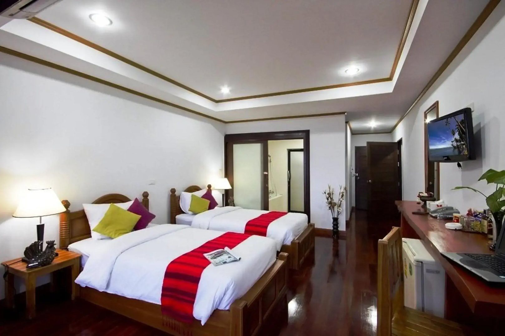 Photo - Lipa Bay Resort