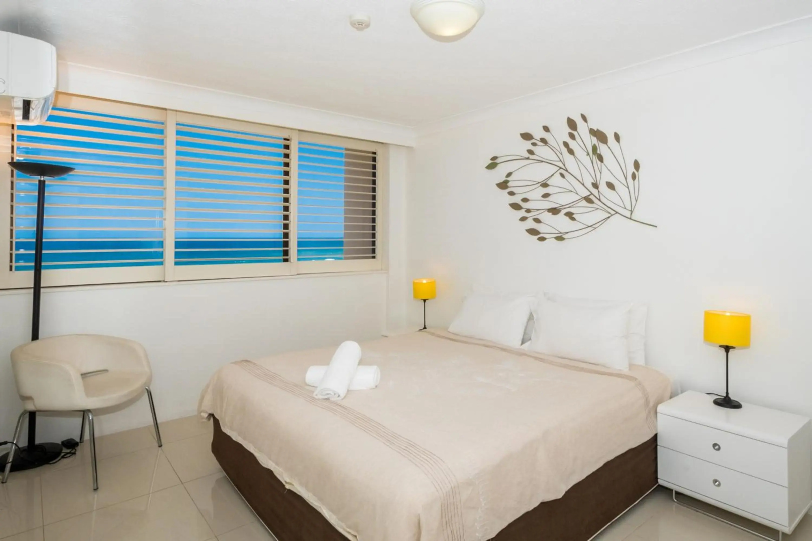 Photo - Breakers North Absolute Beachfront Apartments