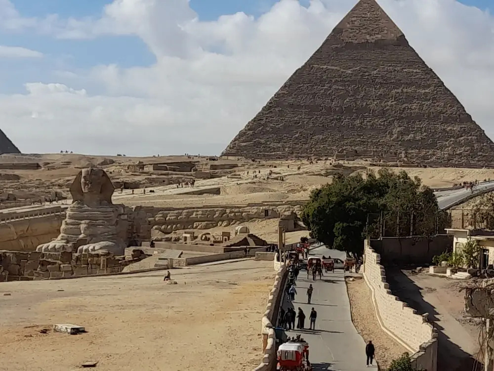 Photo - Rayan Pyramids View