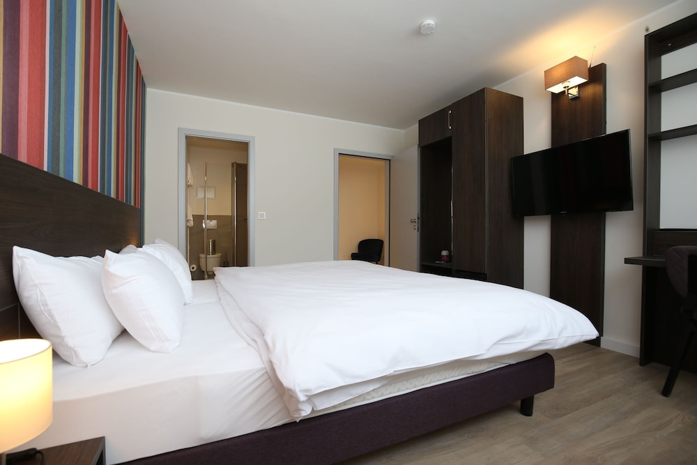 Photo - Fährhaus am Rhein Hotel Düsseldorf