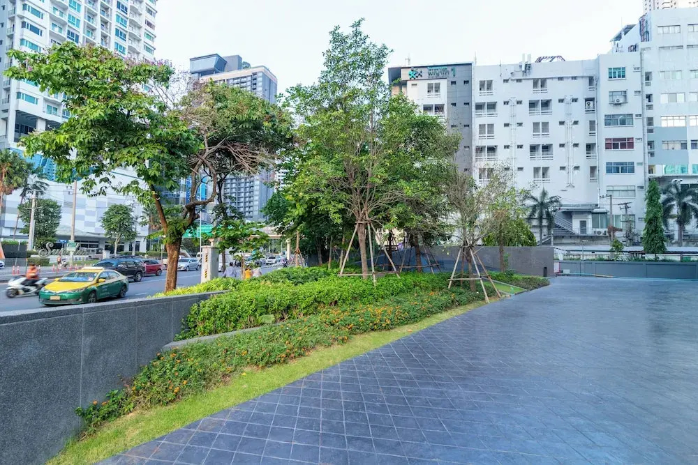 Photo - Queensland Hotel Bangkok