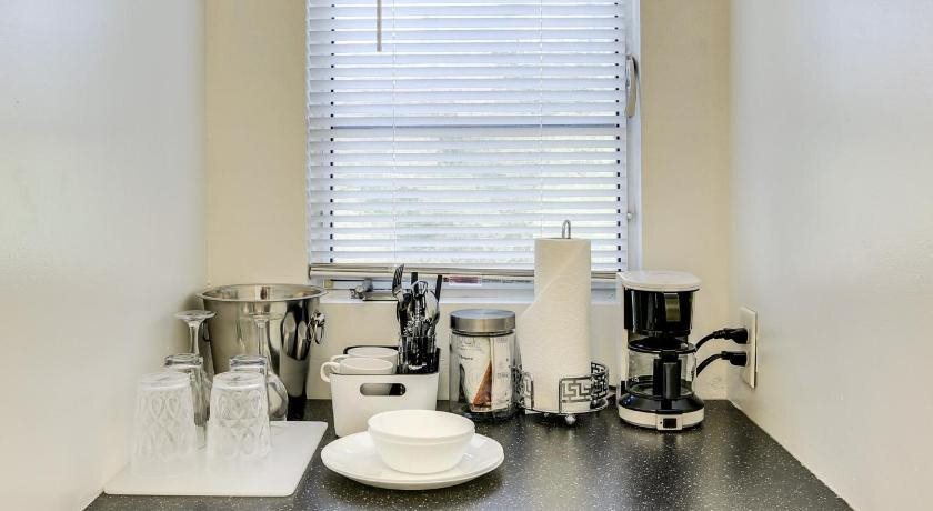 Photo - The Three Fifty Hotel