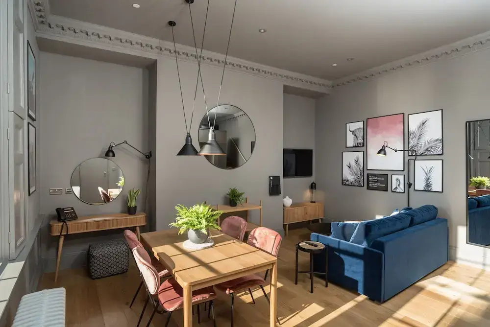 Photo - Hiding Space - Trim Street Apartments