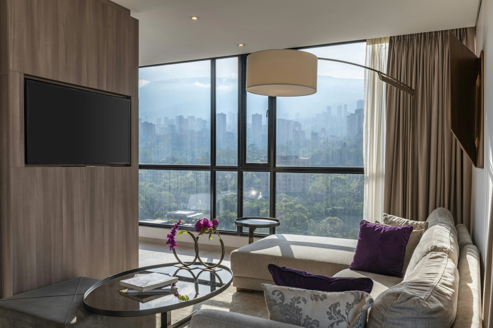 Foto - York Medellin, Curio Collection by Hilton
