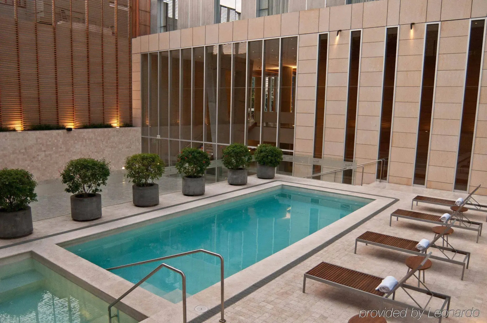 Foto - Pullman Lima San Isidro