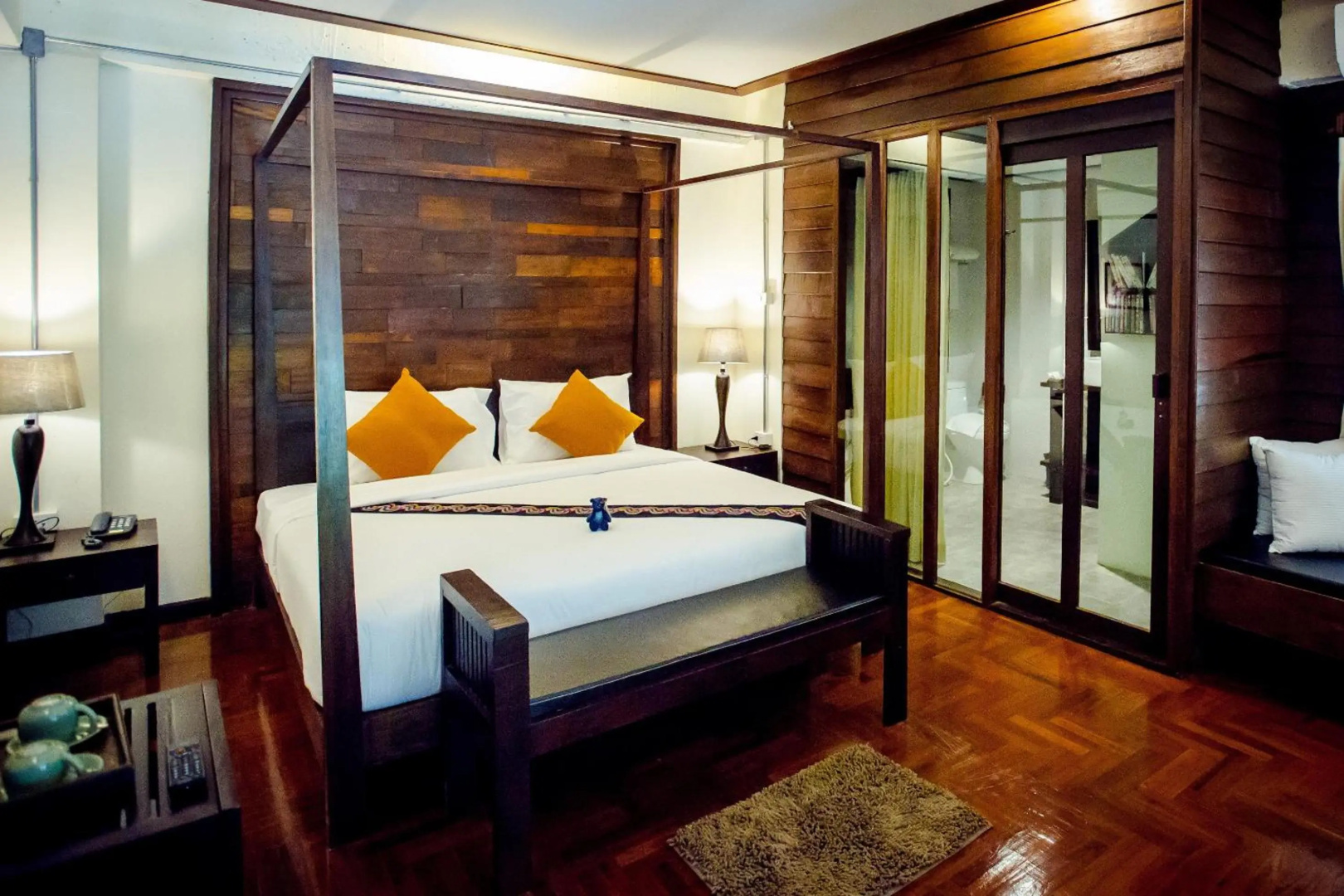 Photo - Kampaeng Ngam Hotel - Steps to Night Bazaar & Old City