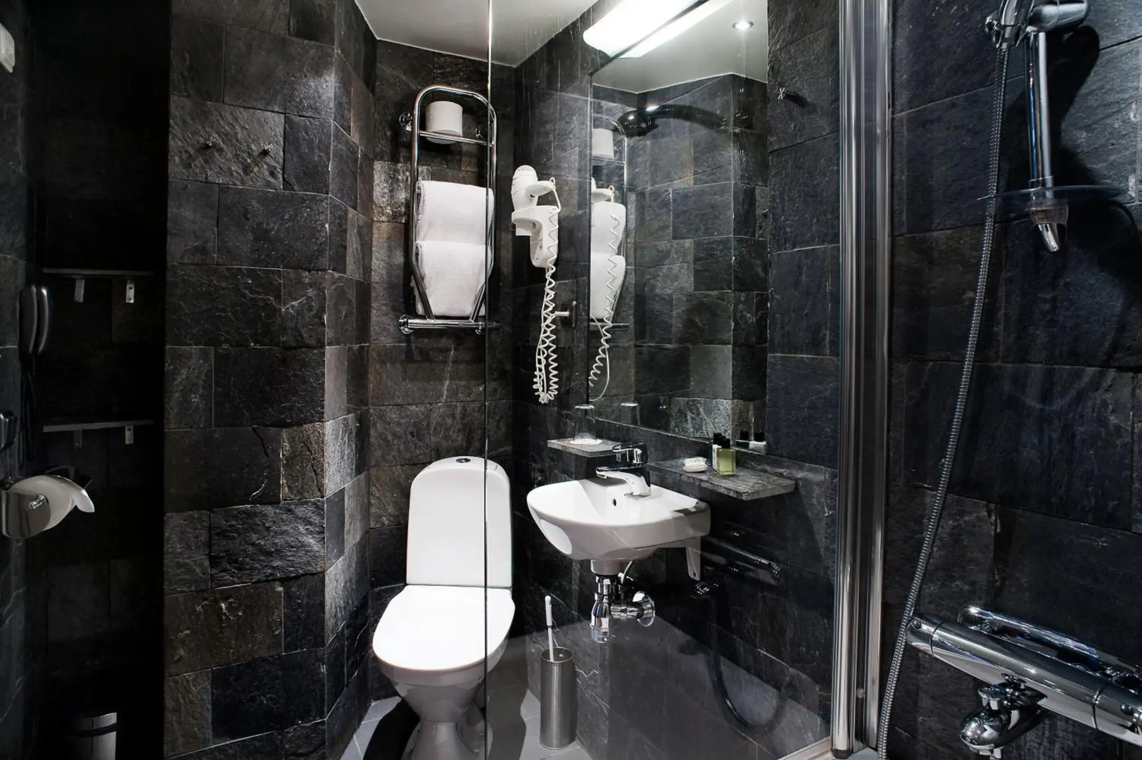 Photo - Hotel Hellsten