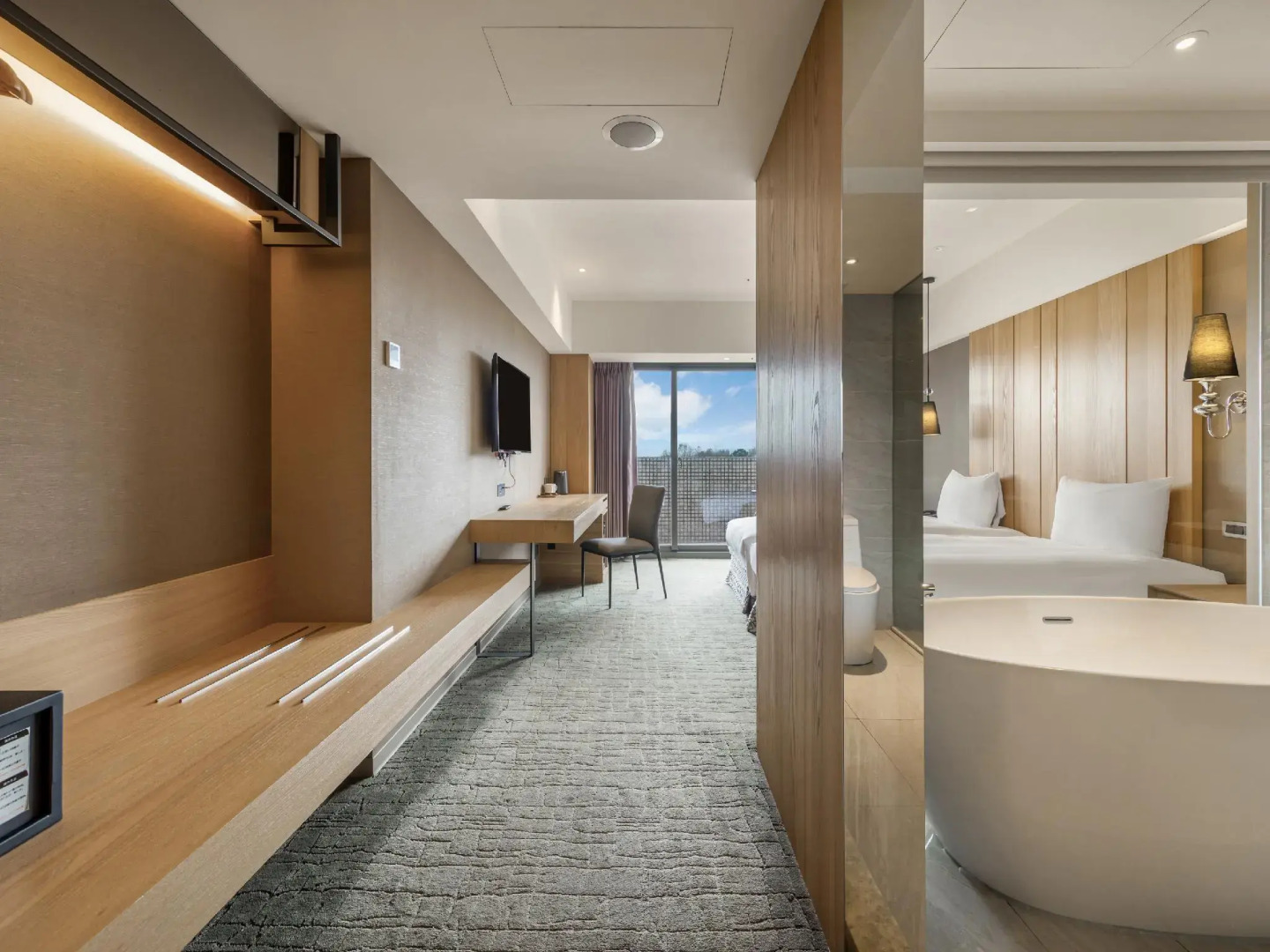 Photo - La Maison Hotel