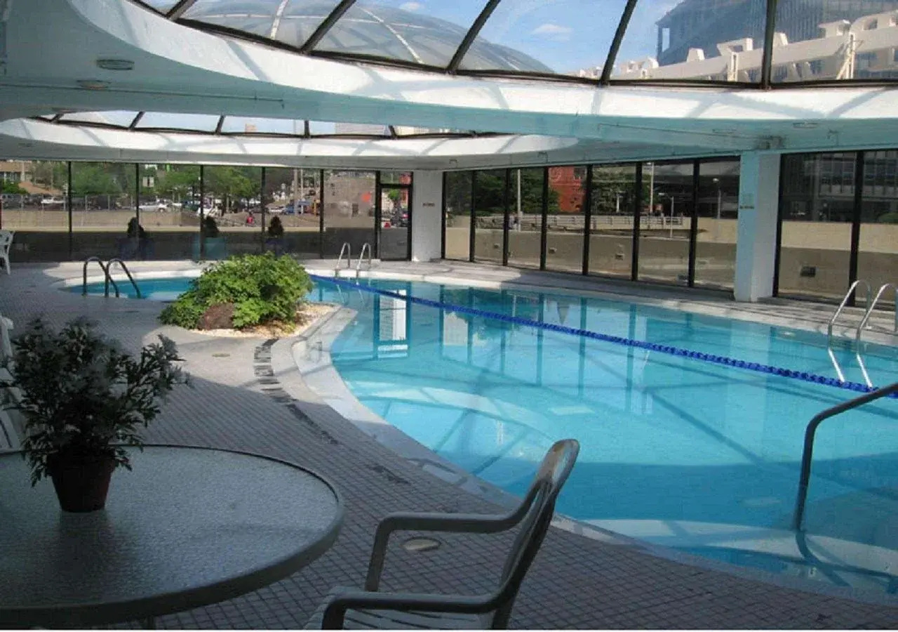 Foto - DoubleTree by Hilton Hotel & Suites Pittsburgh Downtown