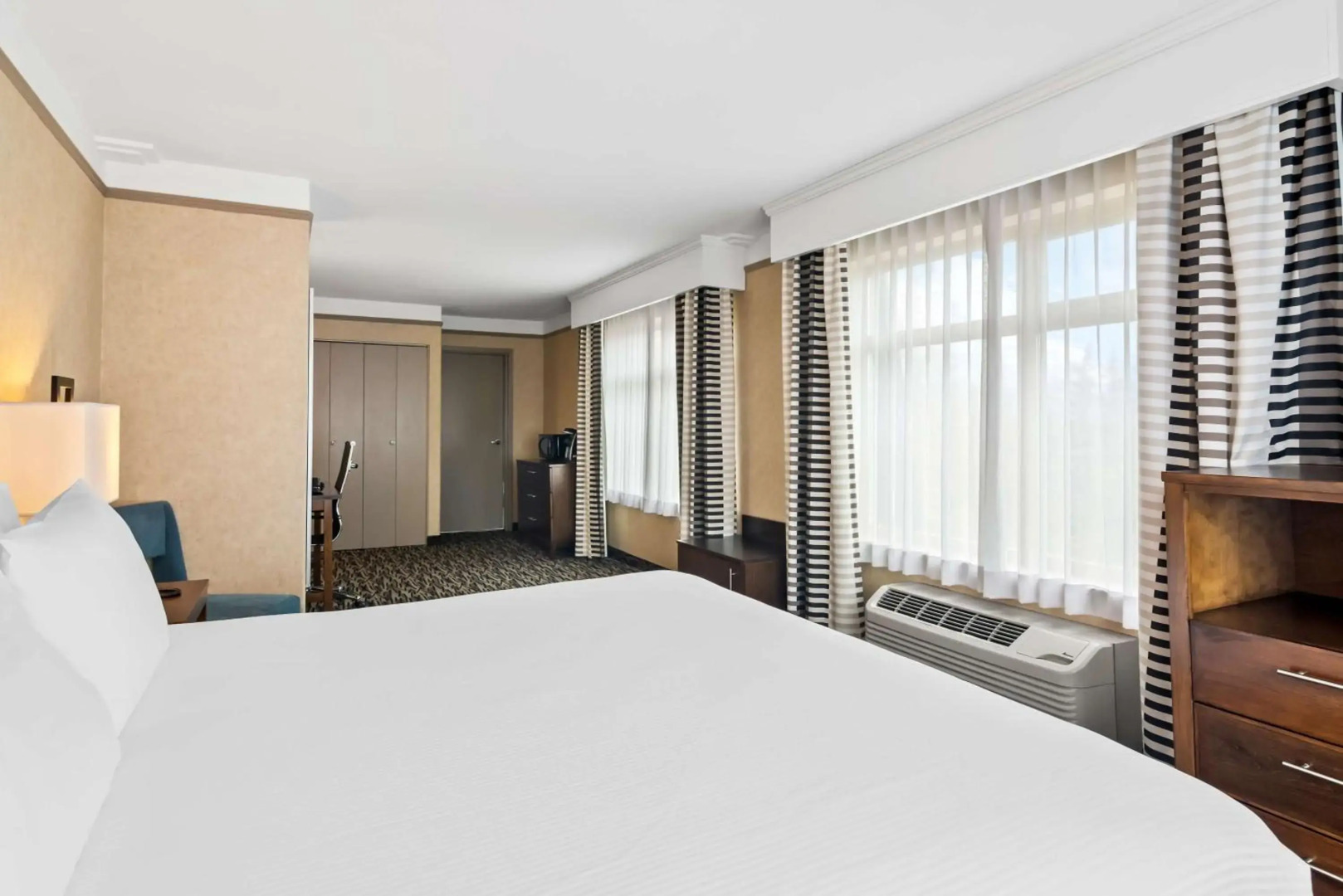 Foto - Best Western Plus Pitt Meadows Inn & Suites