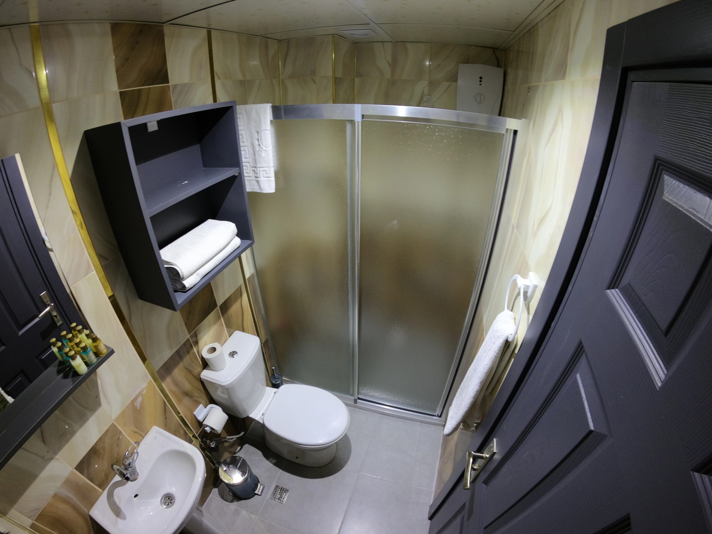 Photo - Exporoyal Hotel