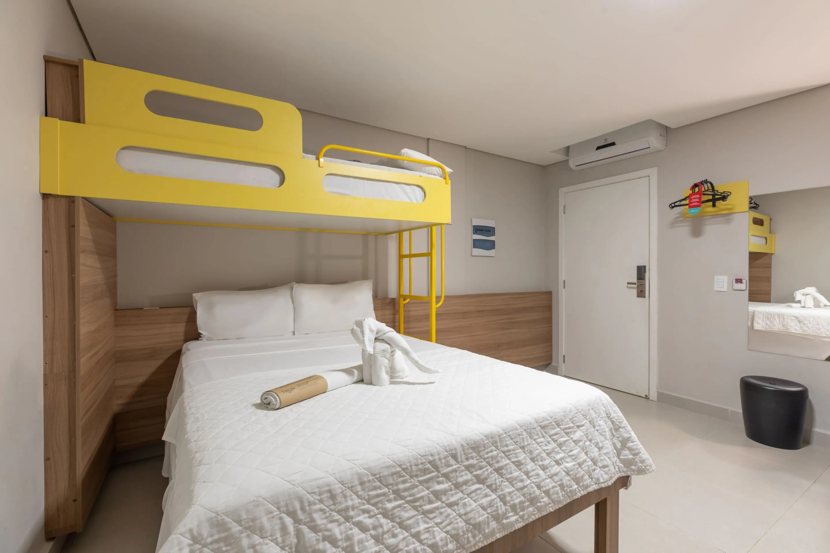 Foto - Tarobá Express