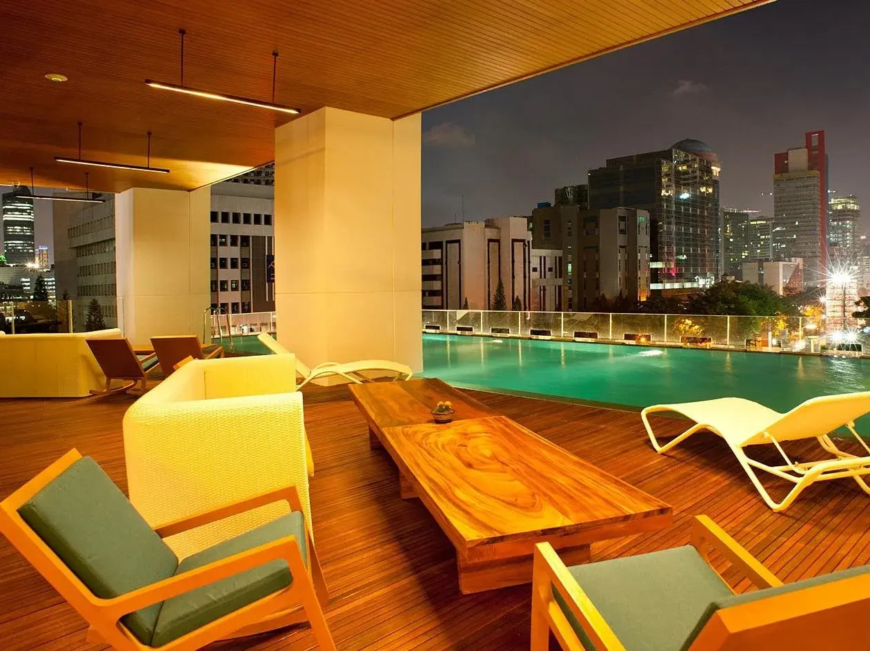 Photo - JS Luwansa Hotel and Convention Center