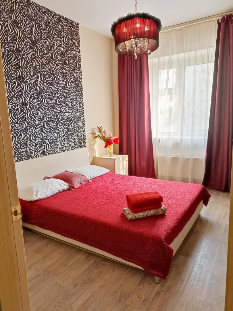 Аврора Люкс в 203-м микрорайоне 6
