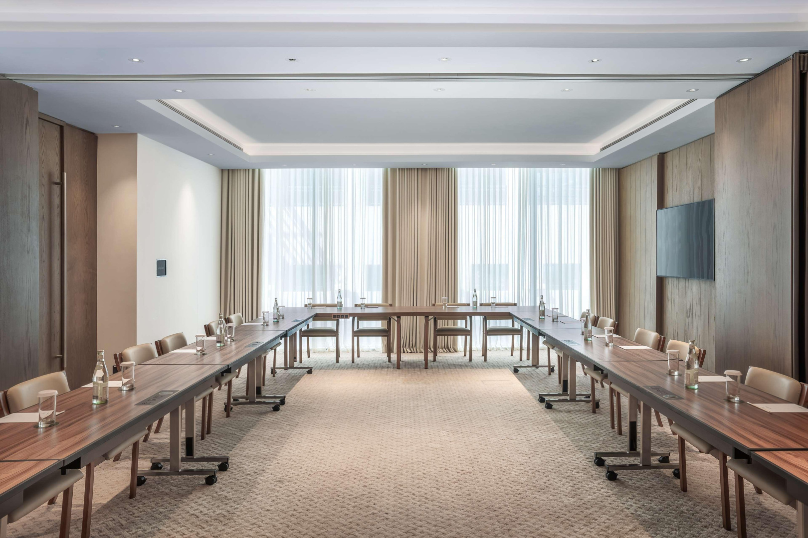 Photo - Radisson Beach Resort Palm Jumeirah