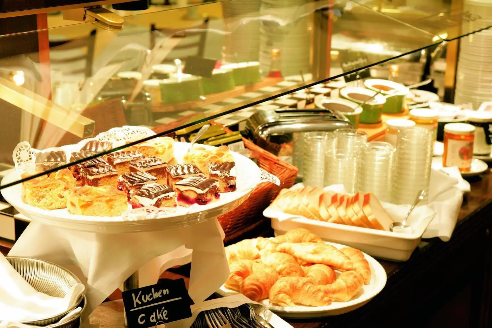 Foto - Trans World Hotel Donauwelle