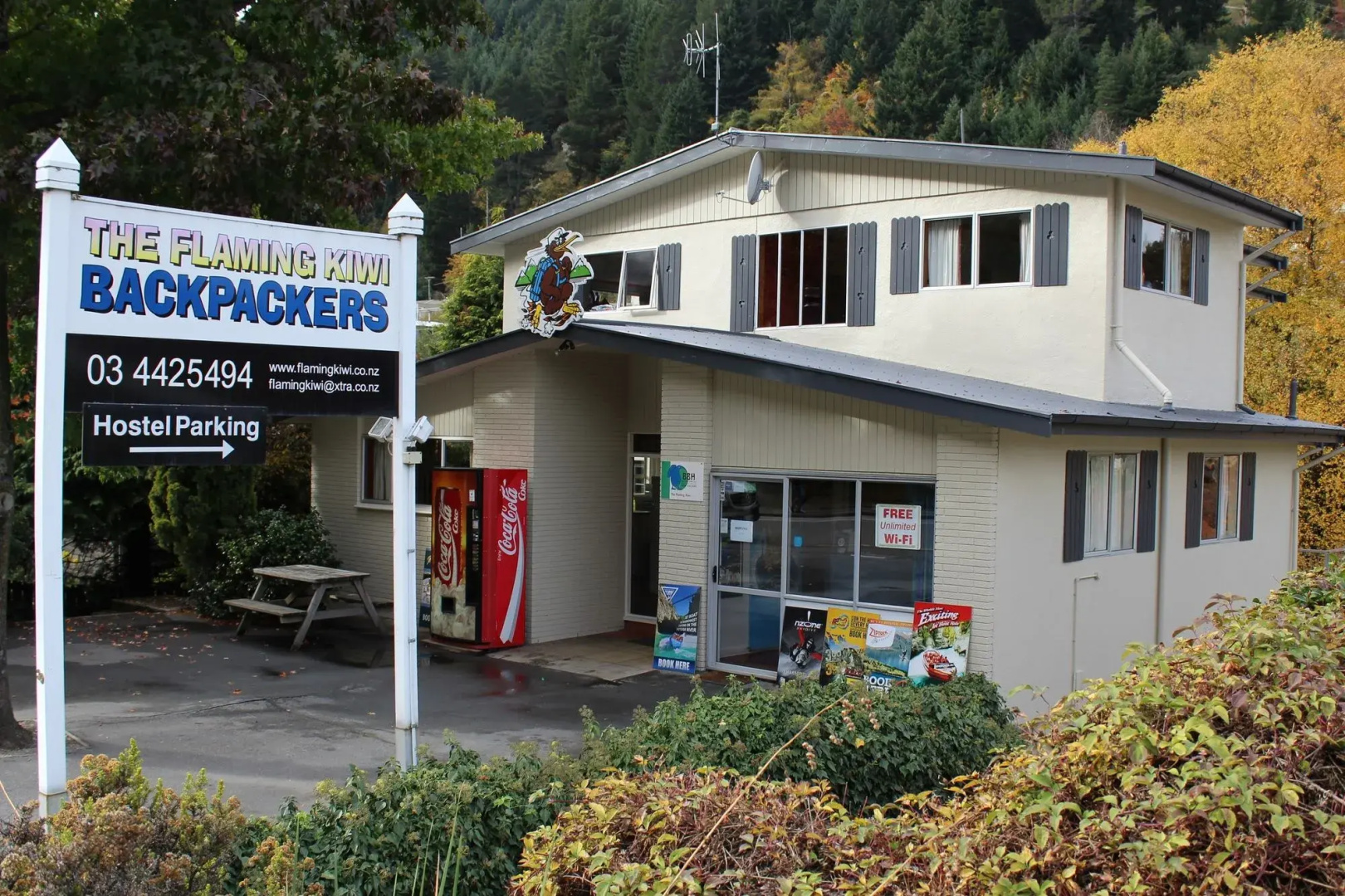 Photo - The Flaming Kiwi Backpackers