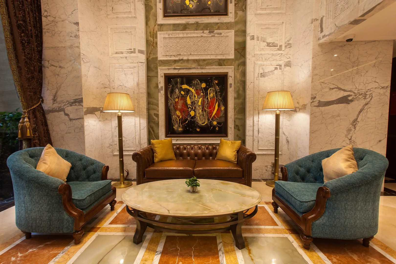 Photo - The Lapis Hotel