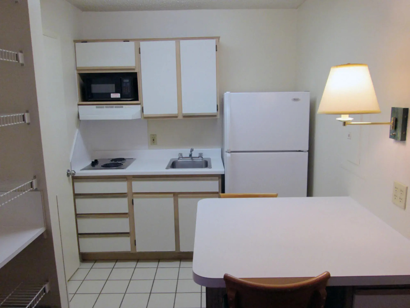 Foto - HomeTowne Studios by Red Roof Dallas - North Addison - Tollway