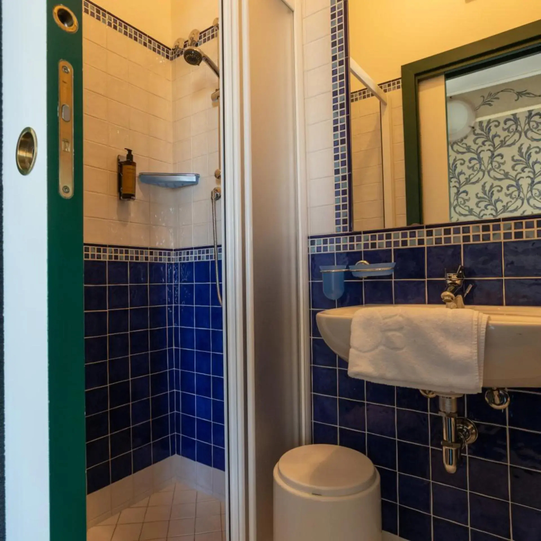 Photo - Hotel River fronte mare con piscina