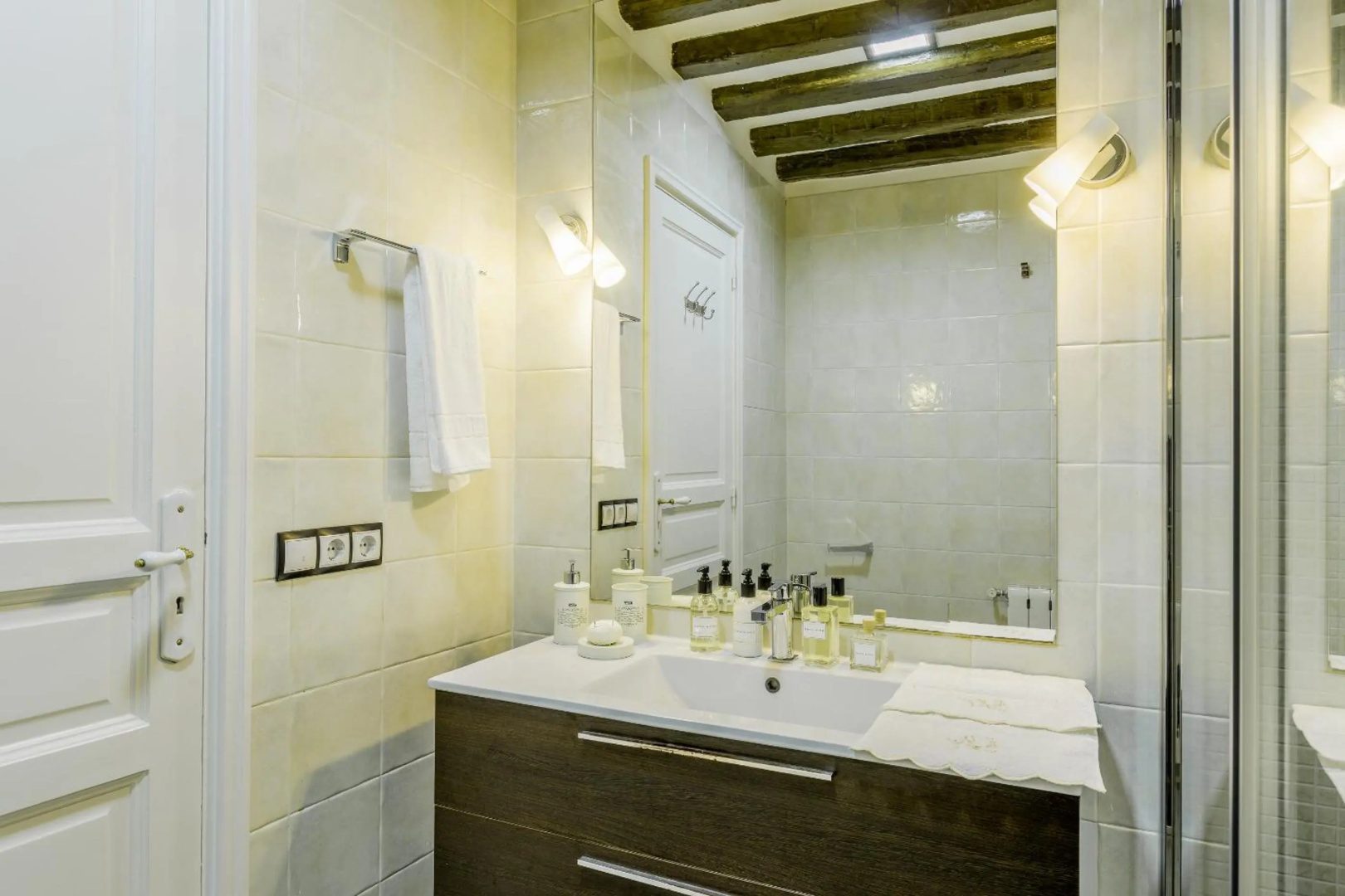 Photo - Oriente Palace Apartments