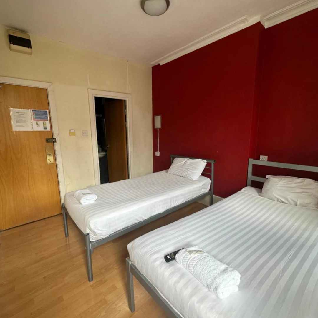 Photo - Berkeley Court Hotel