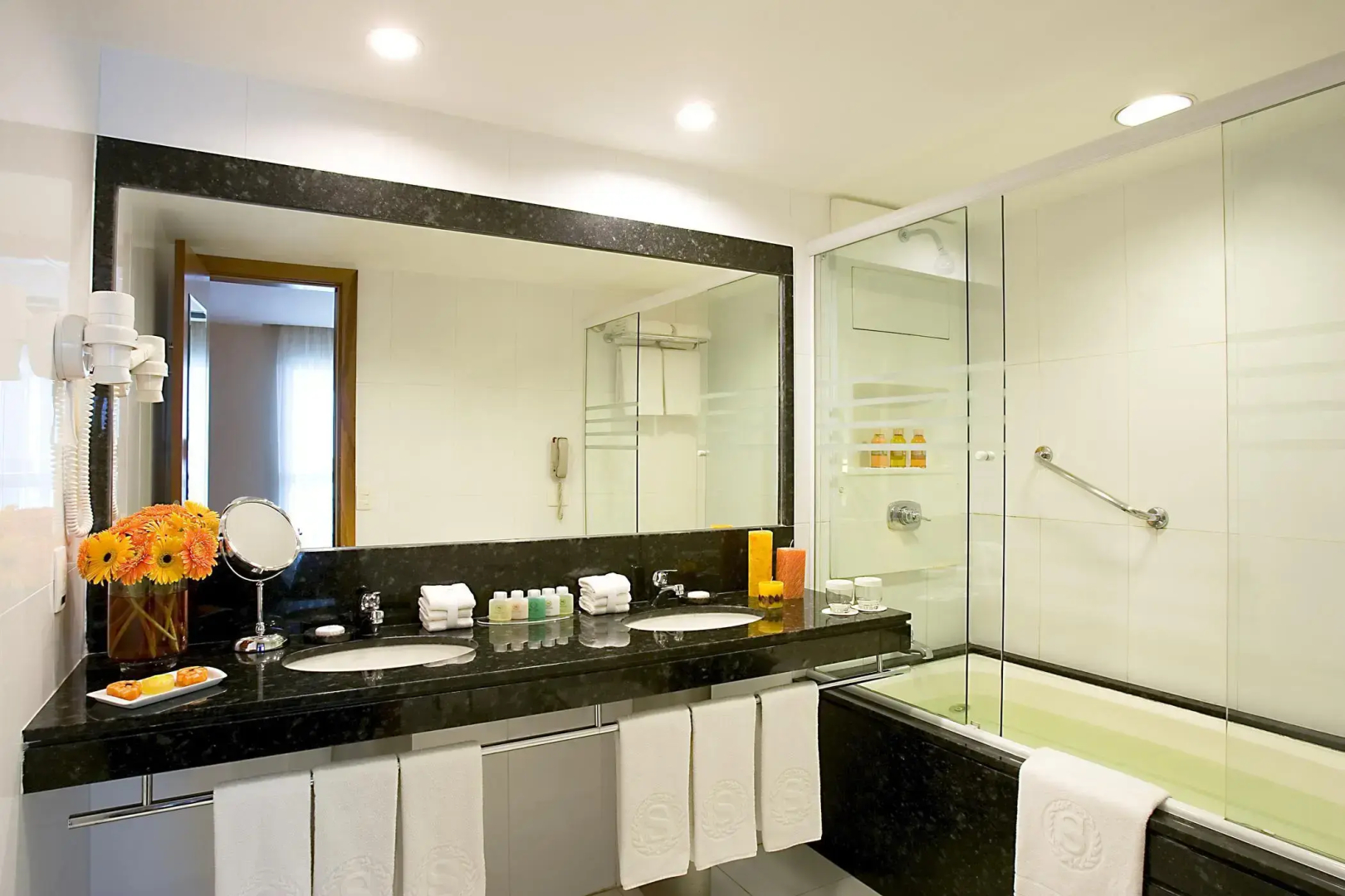 Photo - Wyndham Rio Barra