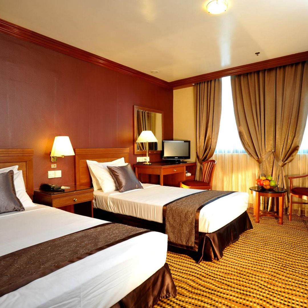 Photo - Oxford Hotel