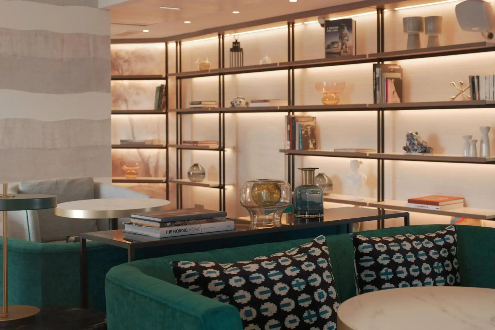 Photo - Aqua Hotel & Suites