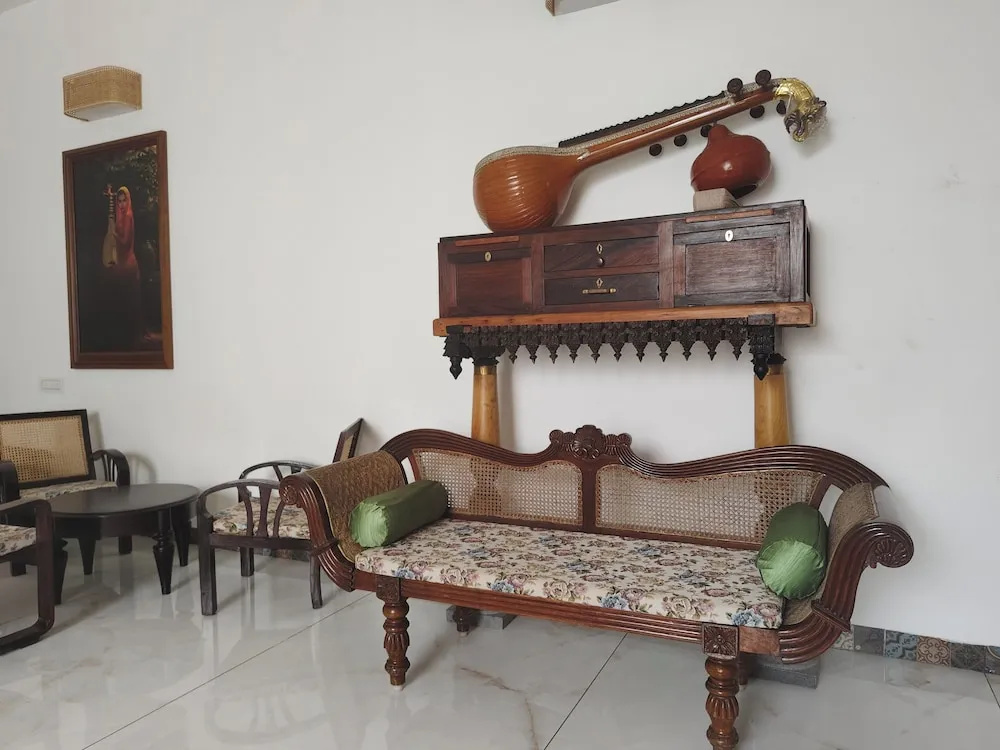 Bel Abri Colonial Living