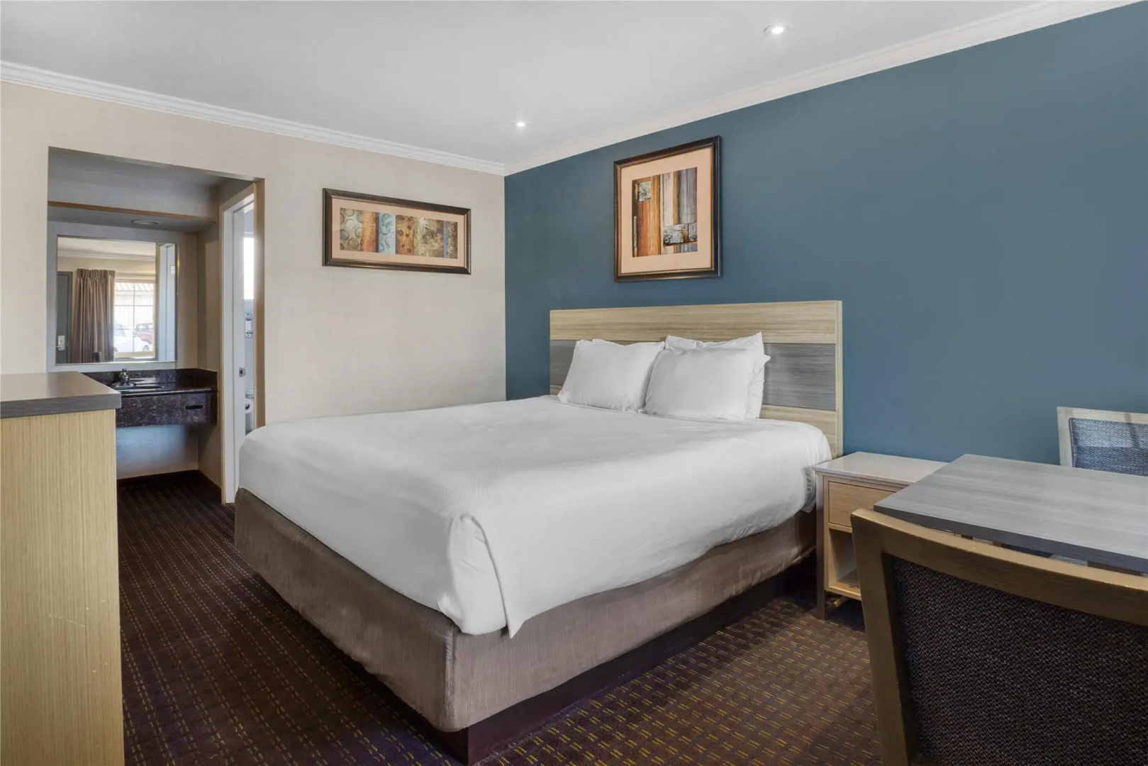 Photo - SureStay Hotel by Best Western San Rafael
