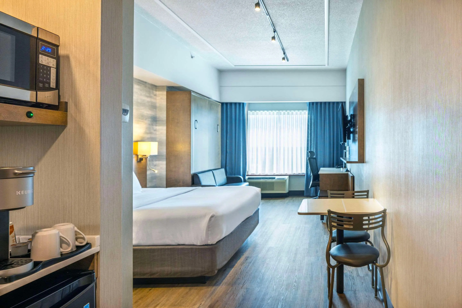 Photo - Quality Inn & Suites Levis