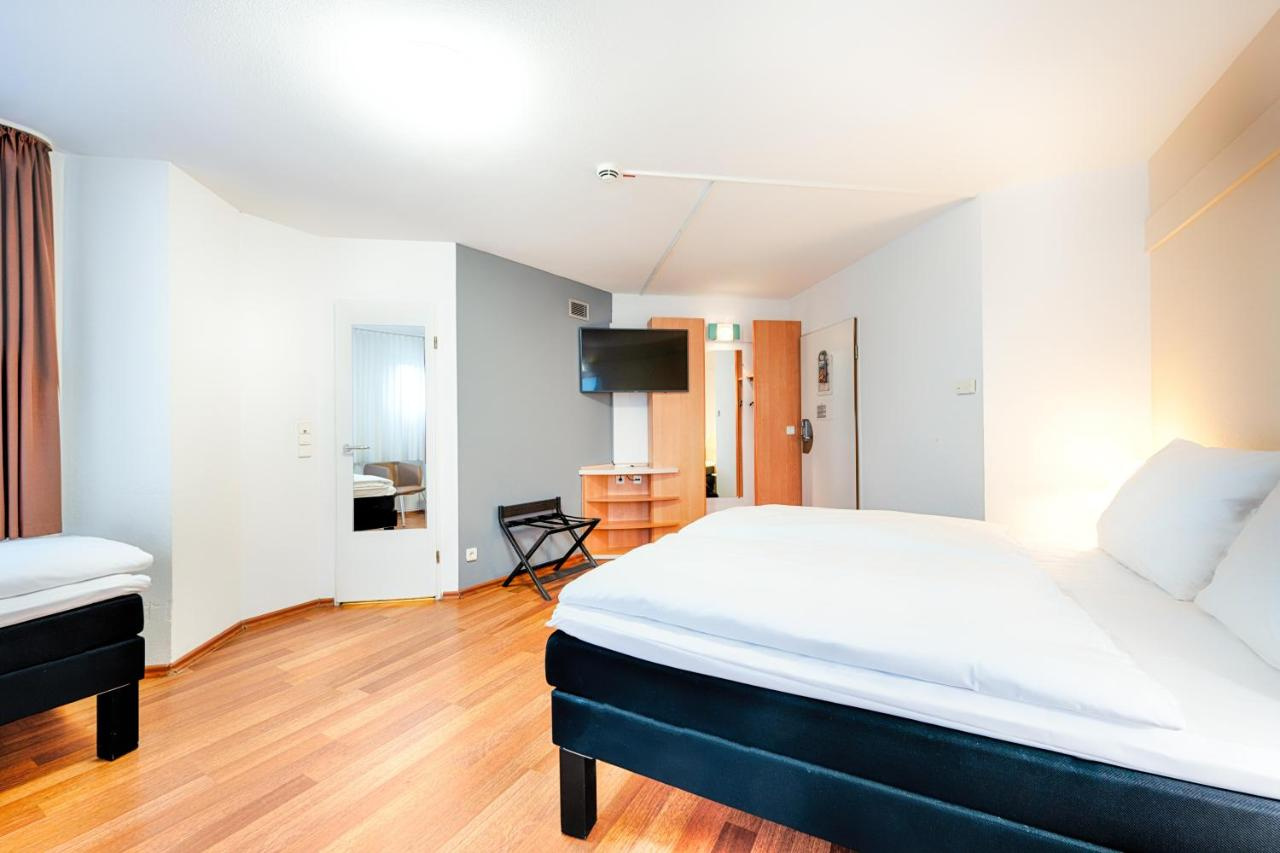 Photo - ibis Bonn