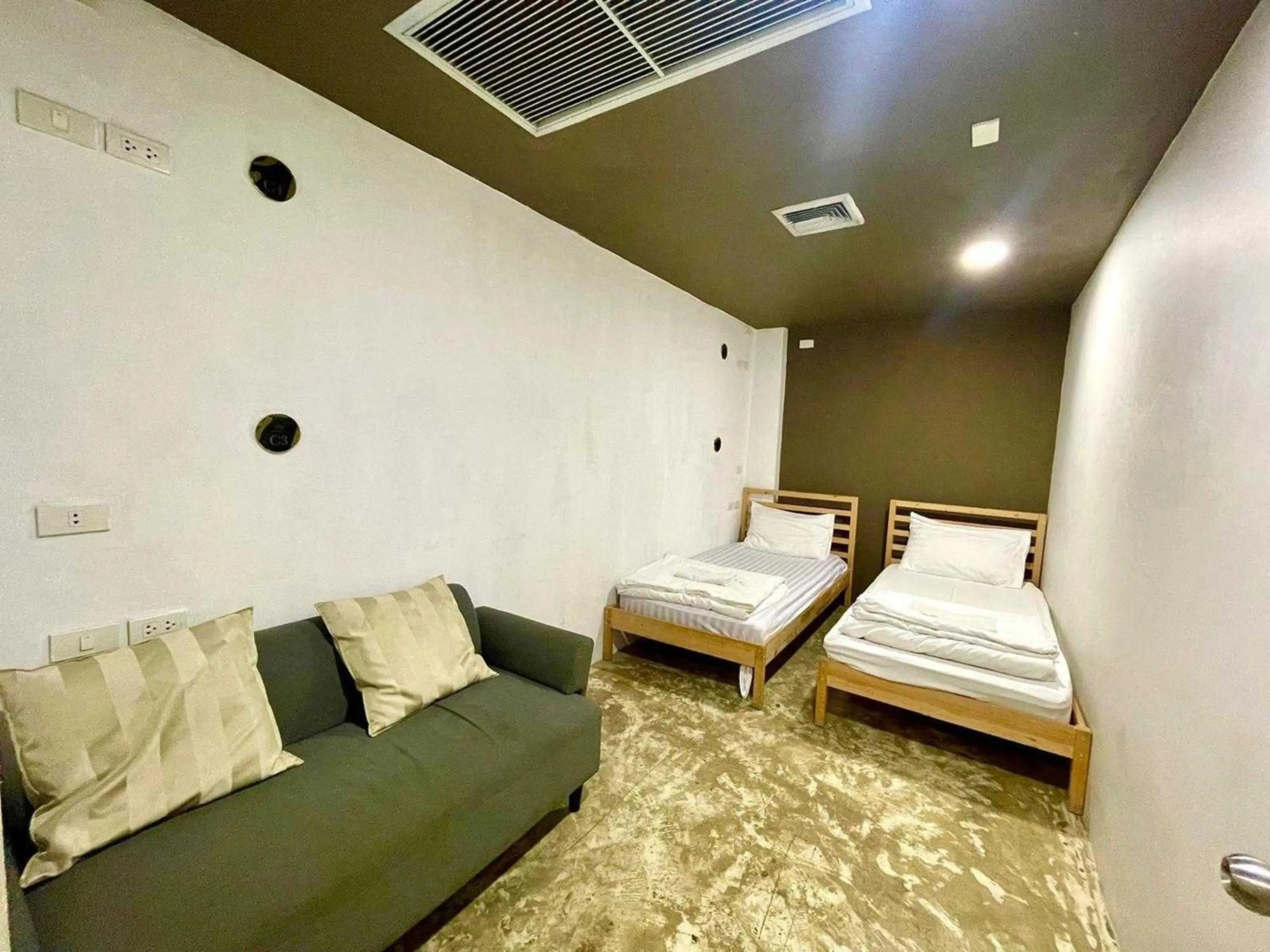 Photo - Collection O The Spades Hostel